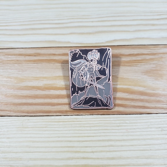 Disney Haunted Mansion- Knight Pin - Picture 2 of 3